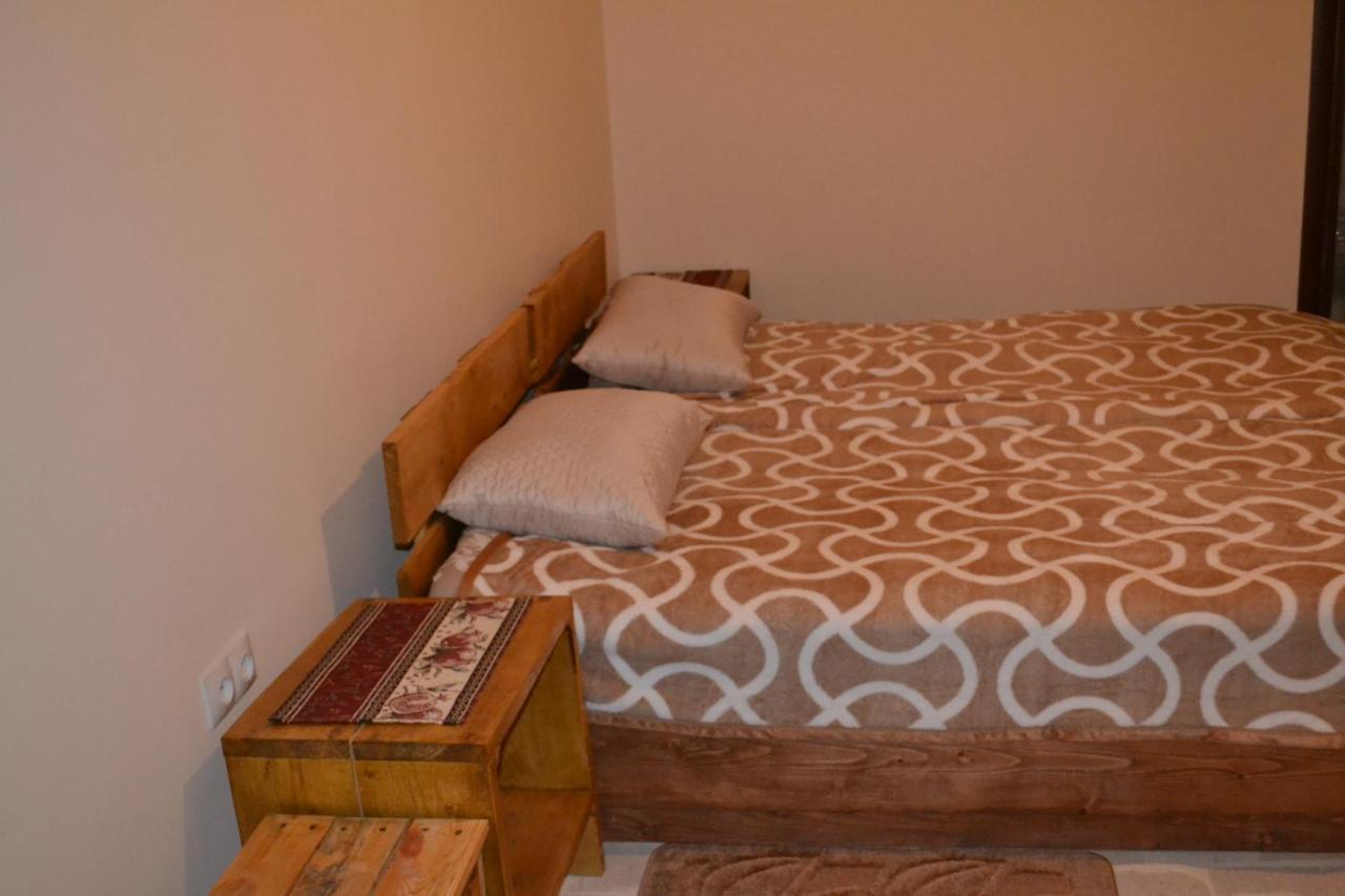 Bjnihouse, Guest House Ngoại thất bức ảnh